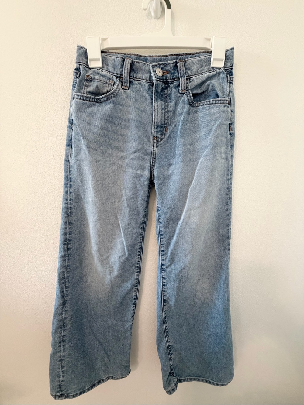 Light Wash Wide-Leg Girl’s Jeans - Picture 2 of 4
